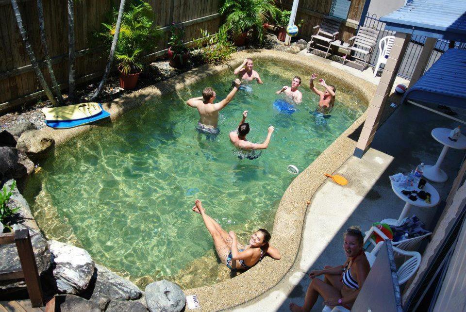 Hostel Castaways Backpackers Cairns Exterior foto