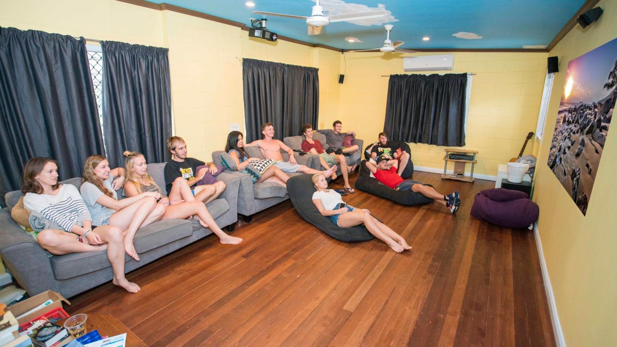 Hostel Castaways Backpackers Cairns Exterior foto