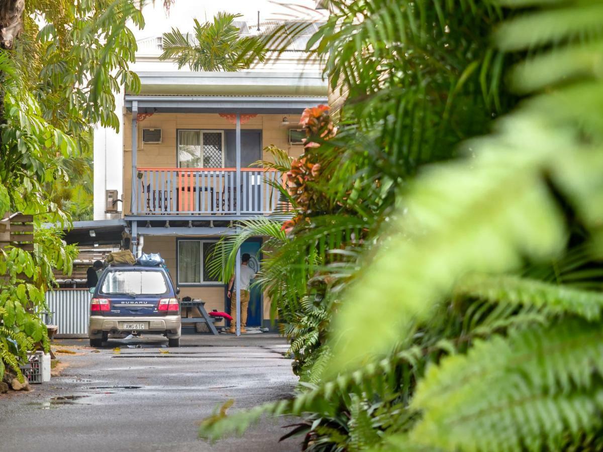 Hostel Castaways Backpackers Cairns Exterior foto
